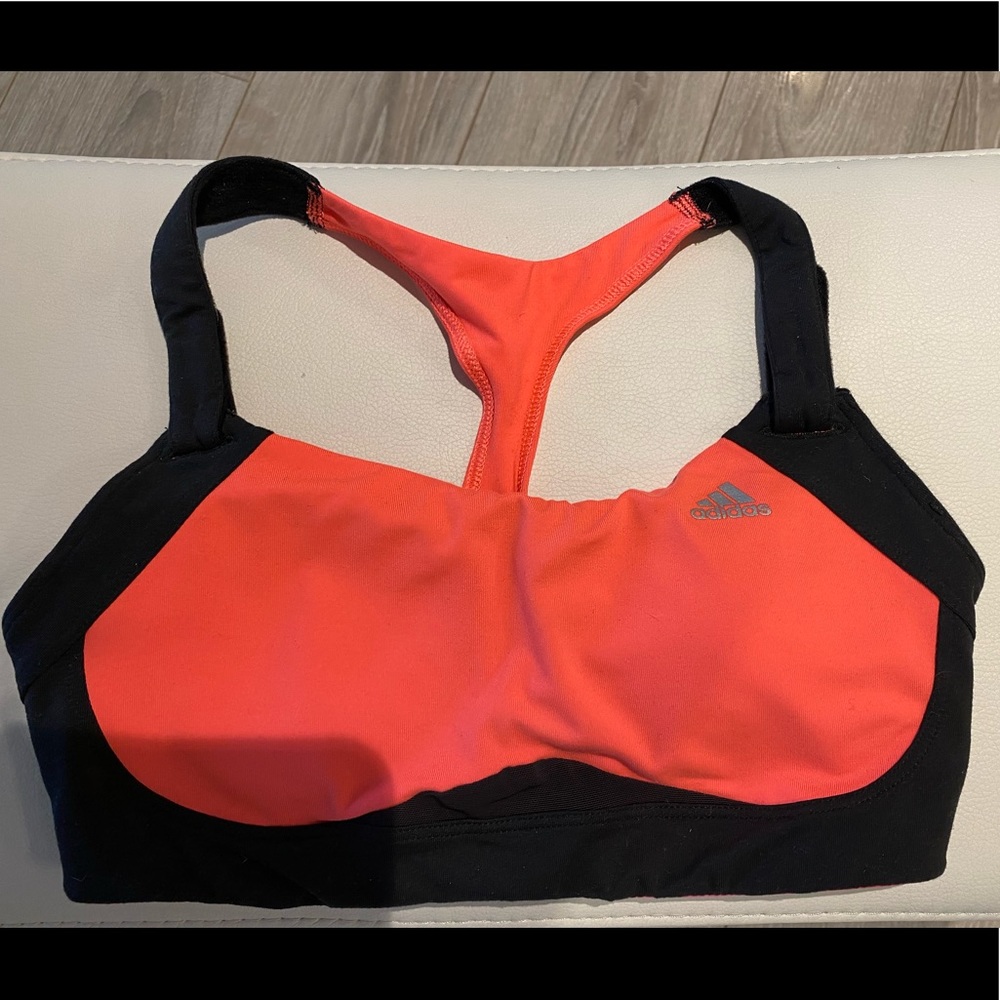 Adidas sports bra size S